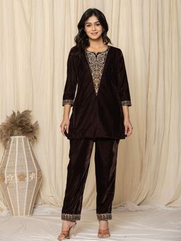 Yufta - Coffee Brown Velvet Embellished Kurta and Pant (Set of 2)