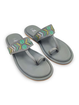 The Madras Trunk - Meera Grey Kolhapuri Flats With Chevron Pattern