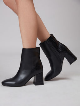 Twenty Dresses by Nykaa Fashion - Black Round Toe Block Heel Boots