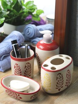 VarEesha - Red Paisley Ceramic 4 Piece Bathroom Accessories Set