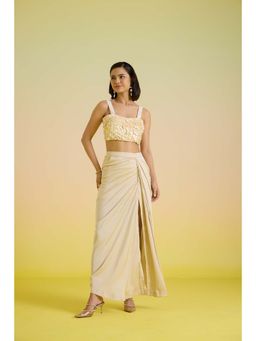 HOUSE OF HEATHER - Ivory Shell Crop Top with Skirt - Cream