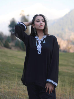 URZUV - Black Summer Floral Embroidered Kurti