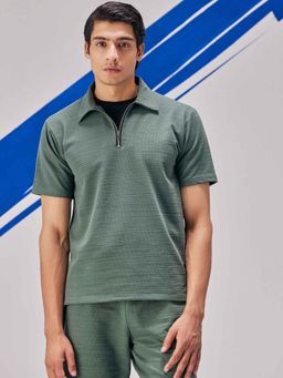 UNSTD - Men Green Regular Fit Zipper Polo T-shirt