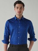 Blue color option, Currently selected