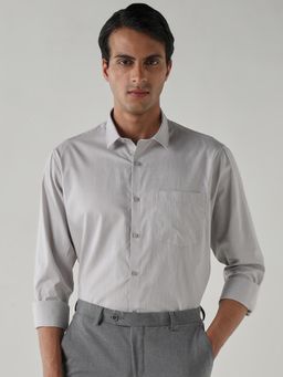 Reid & Taylor - Men Grey Textured Full Sleeves Shirt