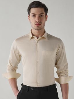 Reid & Taylor - Men Beige Solid Full Sleeves Shirt