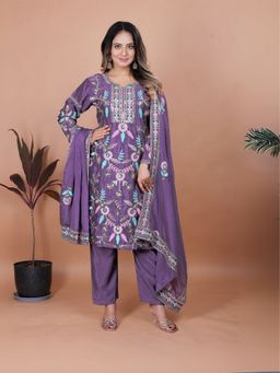 Odette - Purple Embellished And Sequined Full Sleeves Kurta With Pant And Dupatta
