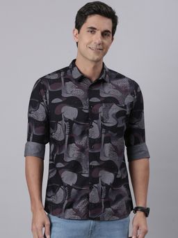 Classic Polo - Men Black Neck Slim Fit All-Over Print Cotton Casual Shirt