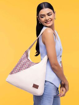 Zouk - Women Red Regular Tote Bag