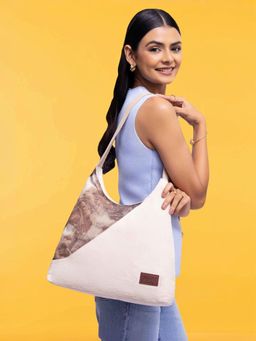 Zouk - Women Brown Regular Tote Bag