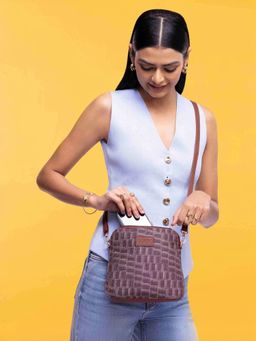 Zouk - Women Purple Regular Sling Bag with Detachable Strap