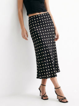 Outzidr - Black Polka Dotted Flared Skirt