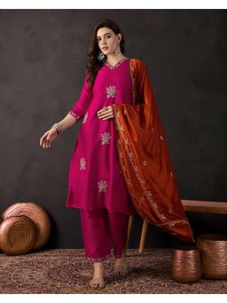 Gahan - Magenta Silk Blend Zari Sequence Embroidered Kurta with Pant and Dupatta