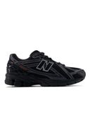 Black color option, Sold out, Currently selected