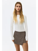Beige color option