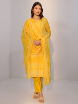 Libas - Yellow Ethnic Printed Straight Kurta with Pant and Dupatta (Set of 3)