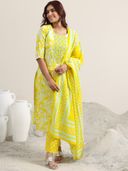 Yellow color option, Sold out, Currently selected