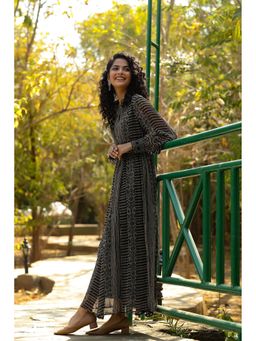 Juniper - Black Abstract Printed Chiffon Flared Maxi Dress.