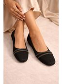 Black color option, Currently selected