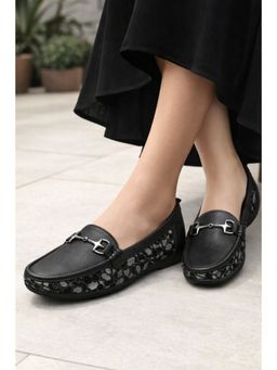 SCENTRA - Women Black Loafers