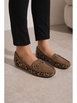 SCENTRA - Women Brown Loafers
