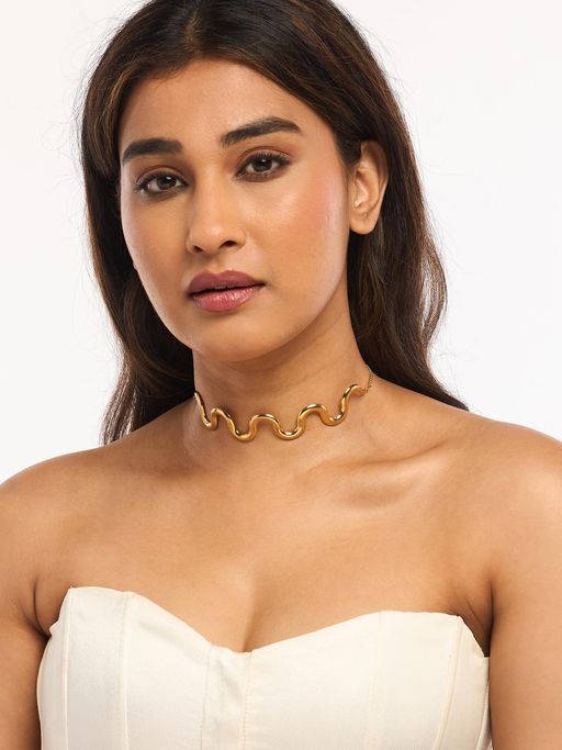 White Lies Gold Wave Choker