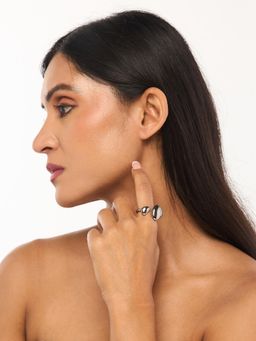 White Lies - Silver Pebble Ring