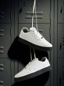 Off White color option, Currently selected