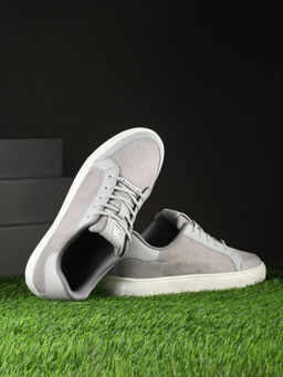 Off Limits - Oxford Light Grey Sneaker