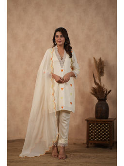 Masoomm - Off White Embroidered Kurta with Pant and Dupatta (Set of 3)