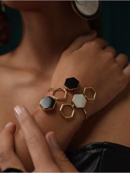 VARNIKA ARORA - Deco Drop Illeana Black Bracelet