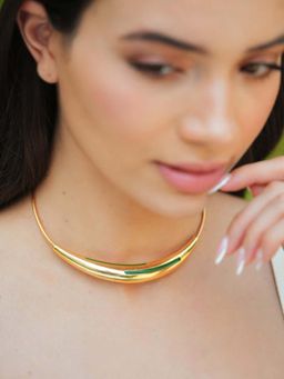 VARNIKA ARORA - Aurelia Green Enamel Gold Neckpiece