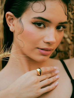 VARNIKA ARORA - Verdora Black Enamel Gold Ring