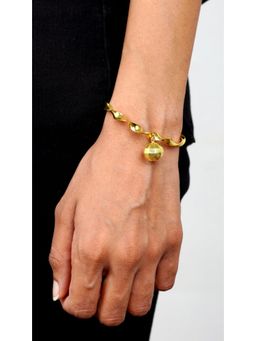 VARNIKA ARORA - Let's Disco Blazing Bangle