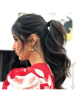 VARNIKA ARORA - Katrina Kaif In Elina Earrings