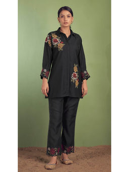 Autumnlane - Masu Onyx Co-Ord Kurta and Pant (Set of 2)