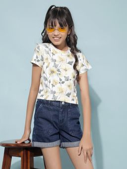 CRIMSOUNE CLUB - Girl's Yellow Floral Print Crop Length T-Shirt