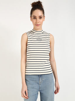 Tommy Hilfiger - Women Off White T-Shirt