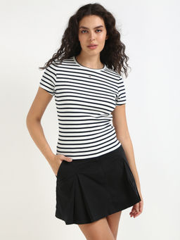 Tommy Hilfiger - Women White T-Shirt