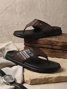 REGAL - Brown Men Woven Print Thong Leather Sandals