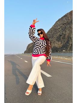 SUGERCANDY - Roman Crochet Highneck Sweater