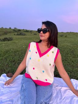 SUGERCANDY - Cream Pop Up Sweater