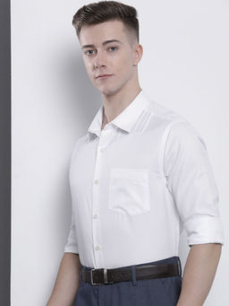 The Indian Garage Co - Men Slim Fit White Textured Full Sleeves Cutaway Collar Formal Shirt