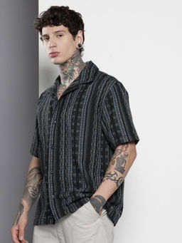 The Indian Garage Co - Men Relaxed Fit Black Striped Half Sleeves Cuban Collar Shirt