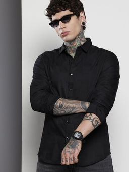 The Indian Garage Co - Men Slim Fit Black Textured Full Sleeves Cutaway Collar Shirt