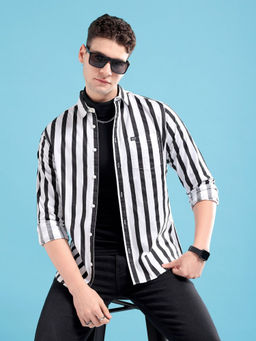 The Indian Garage Co - Men Slim Fit Black Vertical Striped Full Sleeves Cutaway Collar Shirt