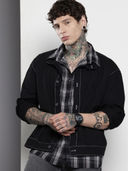 Black color option, Currently selected