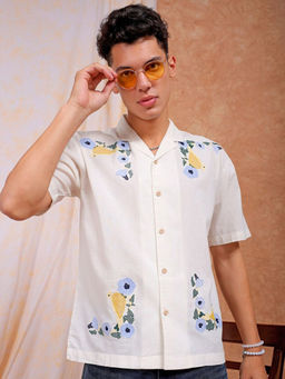 The Indian Garage Co - Men Relaxed Fit Off White Placement Embroidered Cuban Collar Shirt