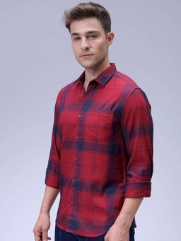 The Indian Garage Co - Men Slim Fit Checkered Full Sleeves Cutaway Collar Casual Shirt
