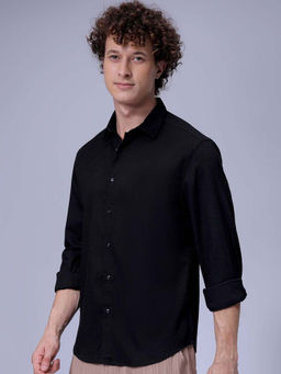 The Indian Garage Co - Men Slim Fit Black Solid Full Sleeves Cutaway Collar Casual Shirt
